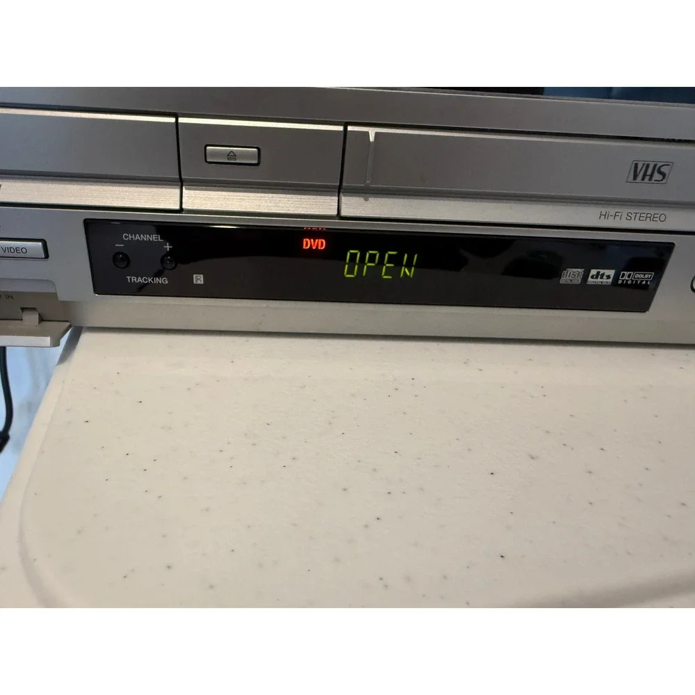 Sony SLV-D251P DVD VCR‎ Combo Player Progressive Scan Stereo Silver FOR PARTS